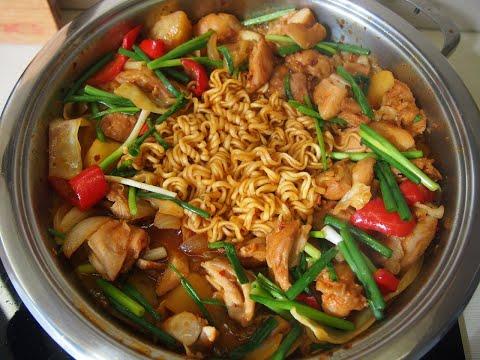 Корейская кухня: Курица с овощами в остром соусе или Чунчон таккальби (춘천닭갈비)