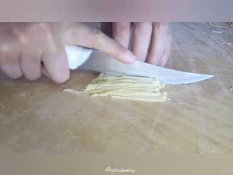 Как нарезать домашнюю лапшу