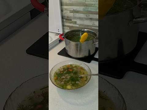 Овощной суп с мясными фрикадельками