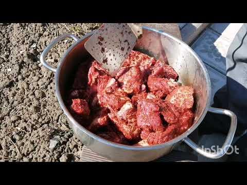 Мясо на мангале в казане по Таджикски.