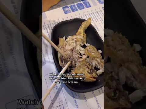 WATCH WHAT I FOUND INSIDE THIS FRIED FISH #shorts #viral #mukbang