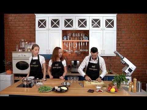 Своя кухня: сырные палочки, салат с халлуми и трюфели — рецепт Марии и Ольги Старинчиковых