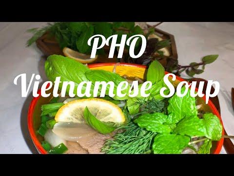 Vietnamese Traditional Soup PHO. Cooking With Beef and Goat Meat and Noodles. Вьетнамский Суп ФО!