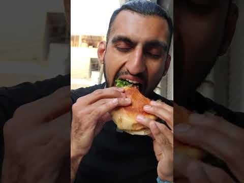 Let's Try Bun Kebab | KARACHI, Pakistan food