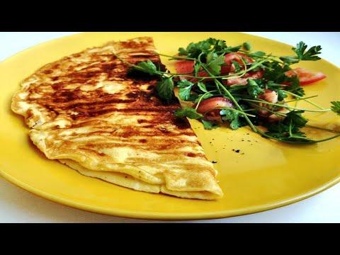 Омлет с сыром на сковороде/Быстро и вкусно