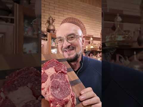 Стейк или шашлык? Голосование в комментариях! Сколько стоит это мясо? Почему мясо мягкое?