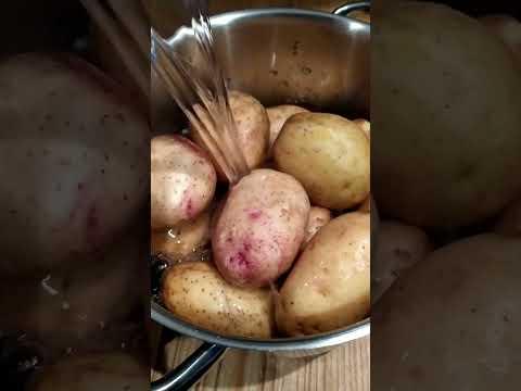 картошка в мундирах