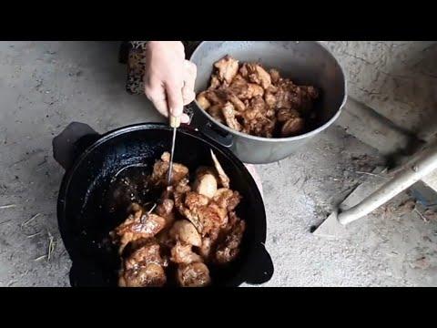 Как узбеки жарят курицу в казане/how Uzbeks fry chicken in a cauldron
