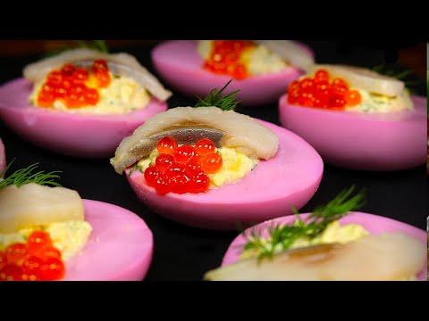 Закуска из розовых фаршированных яиц | Новогодние закуски на праздничный стол