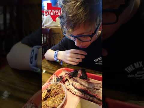 9 Year Old Tries Texas BBQ 