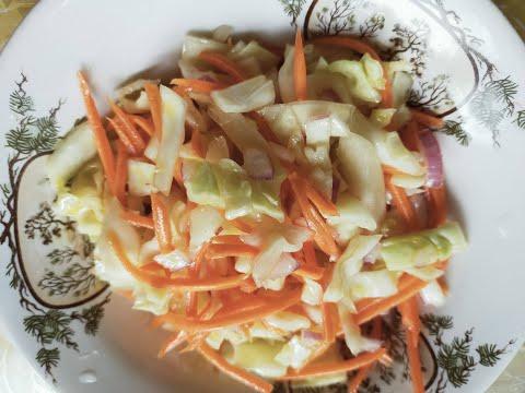 Салат из свежей капусты по бабушкиному рецепту нравится семье и гостям